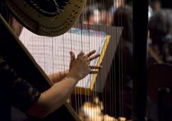 Orquestra Sinfônica Infanto-Juvenil do Guri, no Masp Auditório, em junho de 2017.